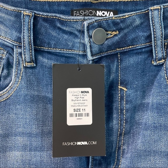 FASHION NOVA Sz 11 High Rise Boyfriend Jeans Mid-Wash NWT - Picture 4 of 9